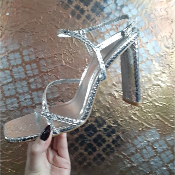 NWT Billini Faux Snakeskin Metallic Strappy Heeled Sandals - Picture 14 of 14